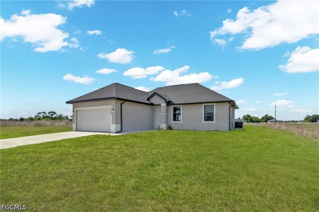 7010 S Rich Court Labelle FL 33935