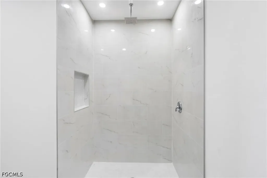 7010 S Rich Court Labelle FL 33935