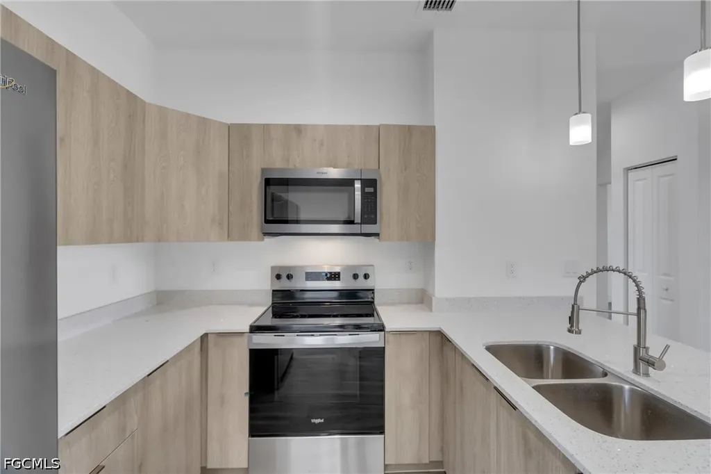 7010 S Rich Court Labelle FL 33935