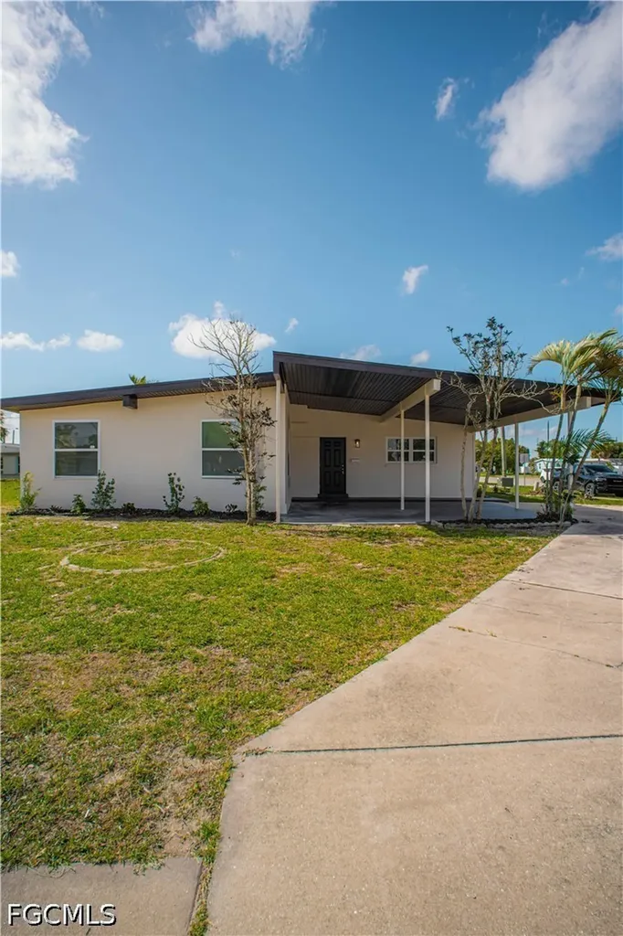 2144 Harbor Boulevard Port Charlotte FL 33952