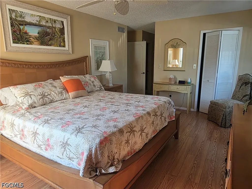 7105 Quail Run Court W Fort Myers FL 33908