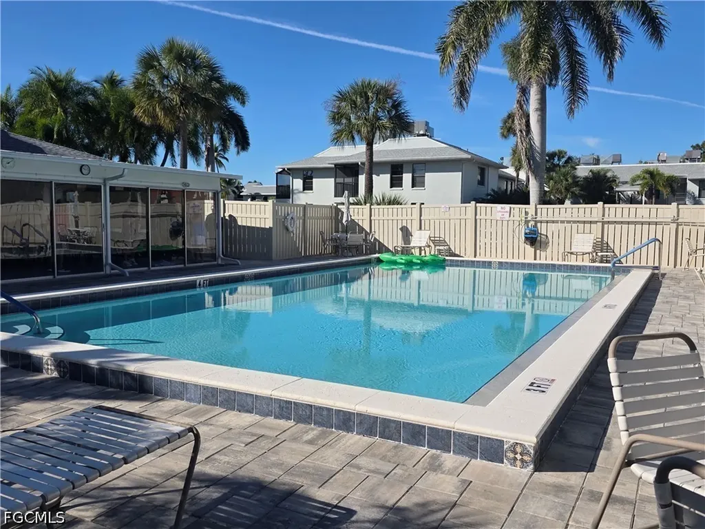 7105 Quail Run Court W Fort Myers FL 33908