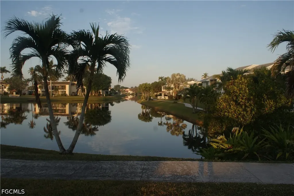 7105 Quail Run Court W Fort Myers FL 33908