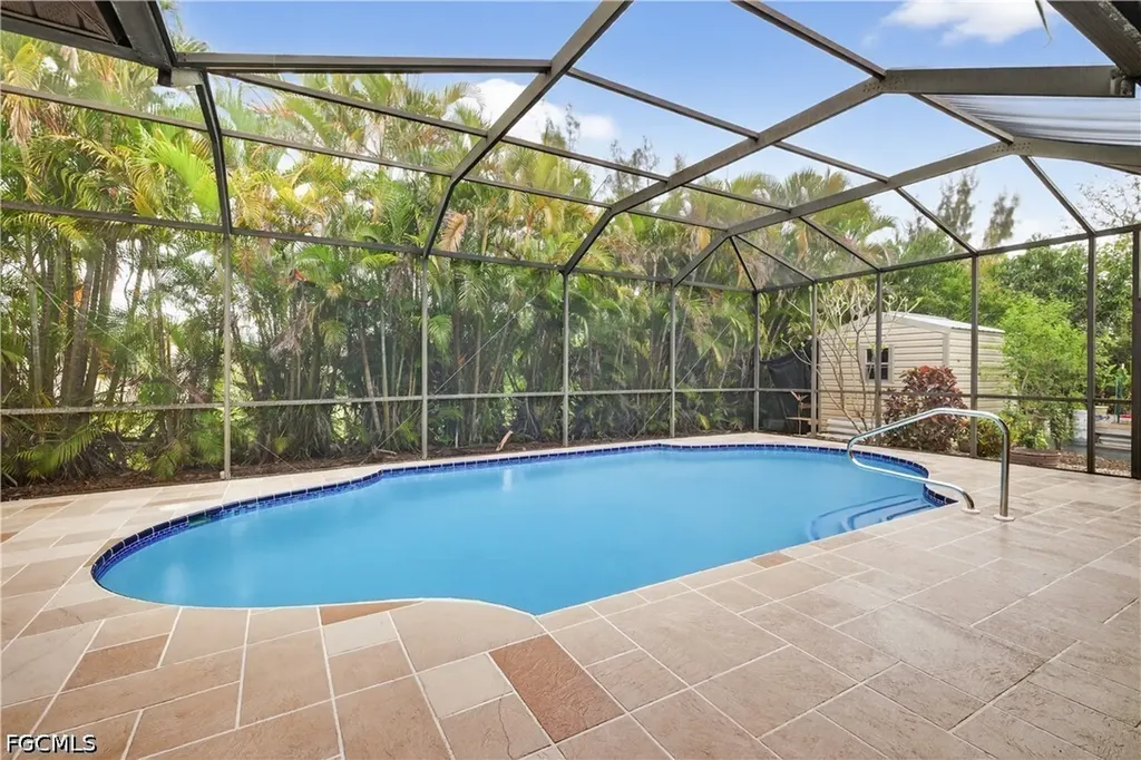 3605 SW 5th Street Cape Coral FL 33991