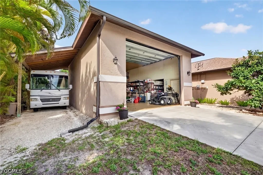 3605 SW 5th Street Cape Coral FL 33991