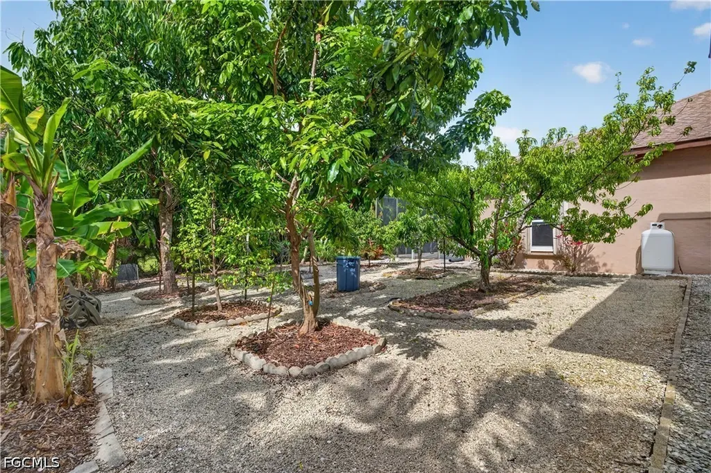 3605 SW 5th Street Cape Coral FL 33991