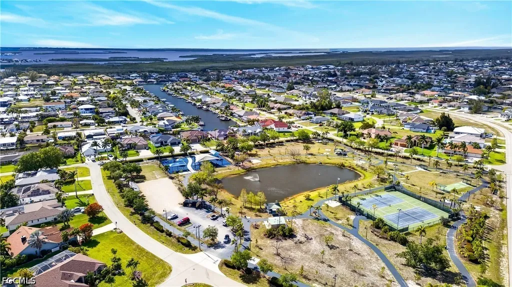 3605 SW 5th Street Cape Coral FL 33991