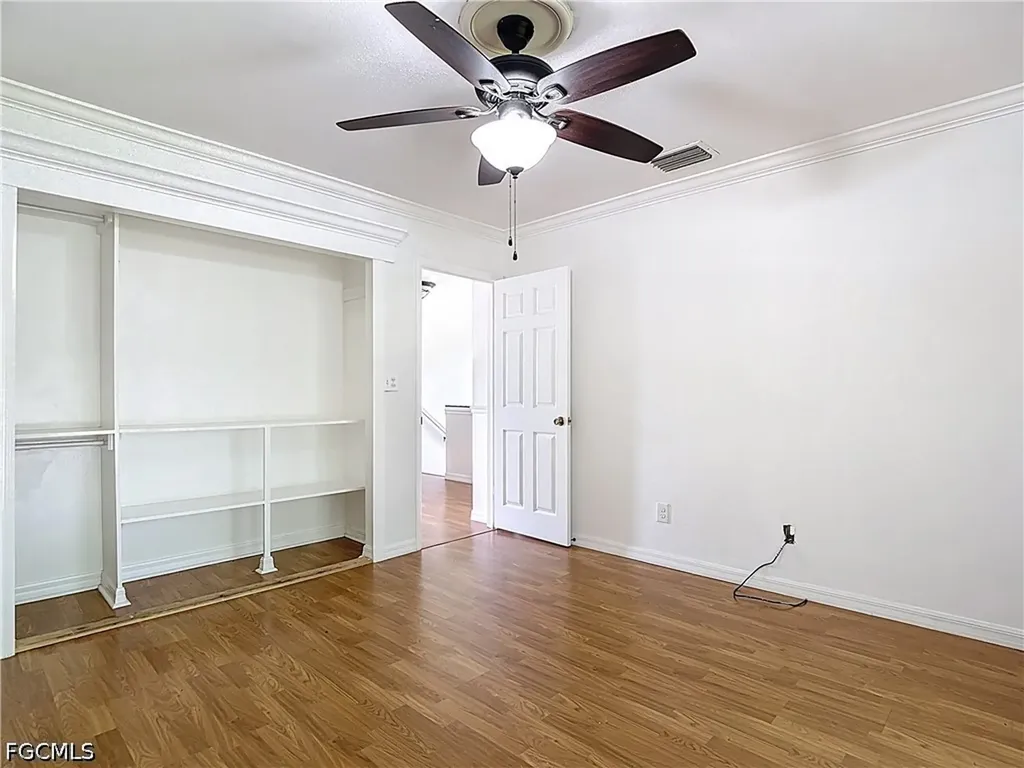 4293 Island Circle Fort Myers FL 33919