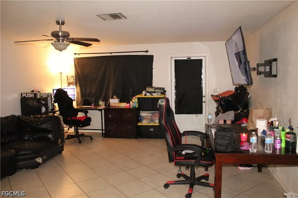 2616 SE 16th Place Cape Coral FL 33904