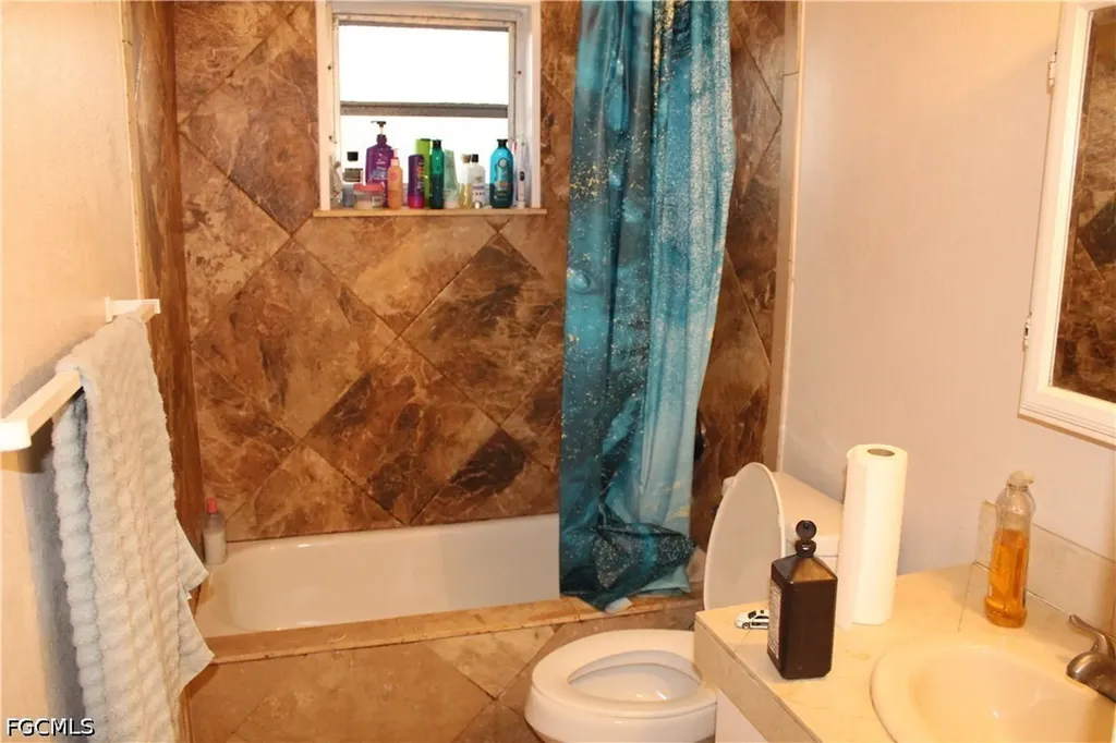 2616 SE 16th Place Cape Coral FL 33904