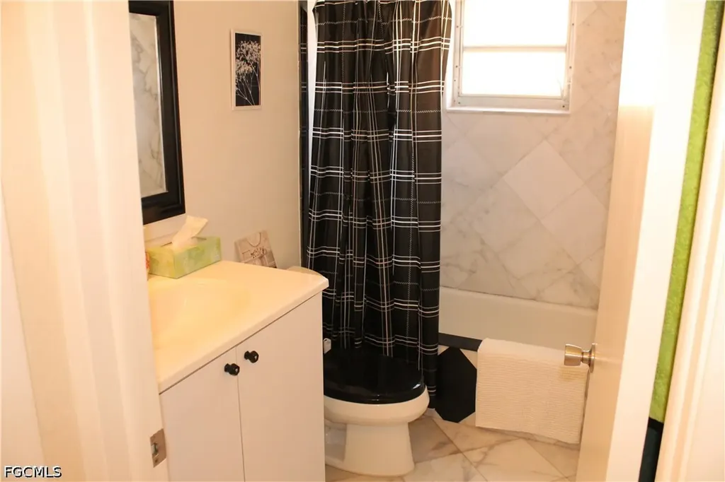 2616 SE 16th Place Cape Coral FL 33904