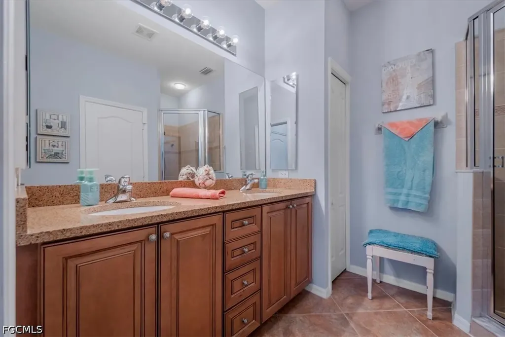 3160 Sea Trawler Bend North Fort Myers FL 33903
