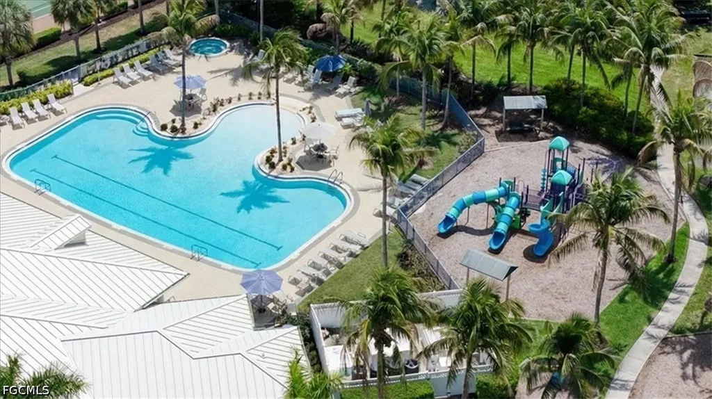 3160 Sea Trawler Bend North Fort Myers FL 33903