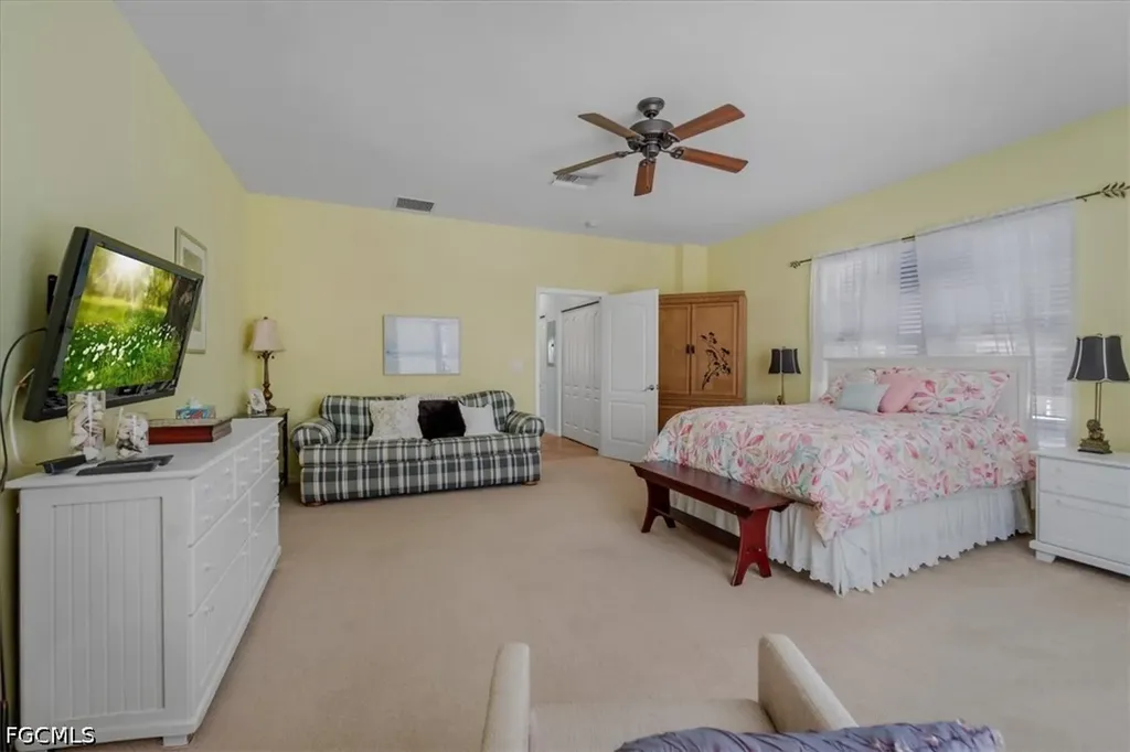 3160 Sea Trawler Bend North Fort Myers FL 33903