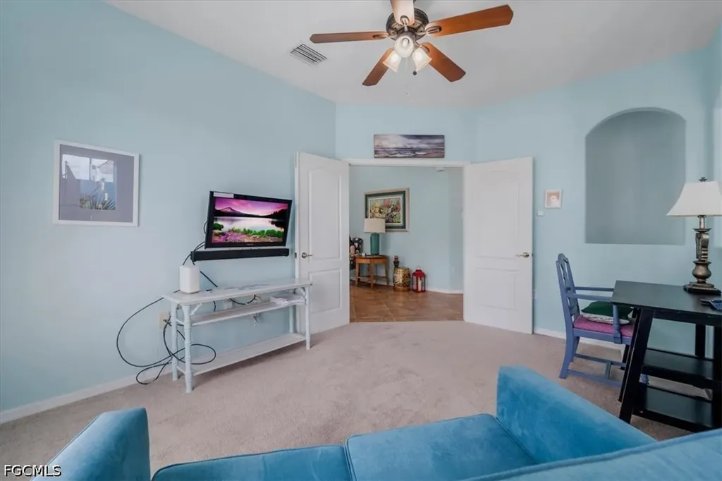 3160 Sea Trawler Bend North Fort Myers FL 33903