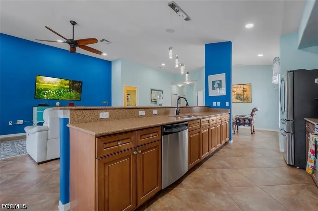 3160 Sea Trawler Bend North Fort Myers FL 33903