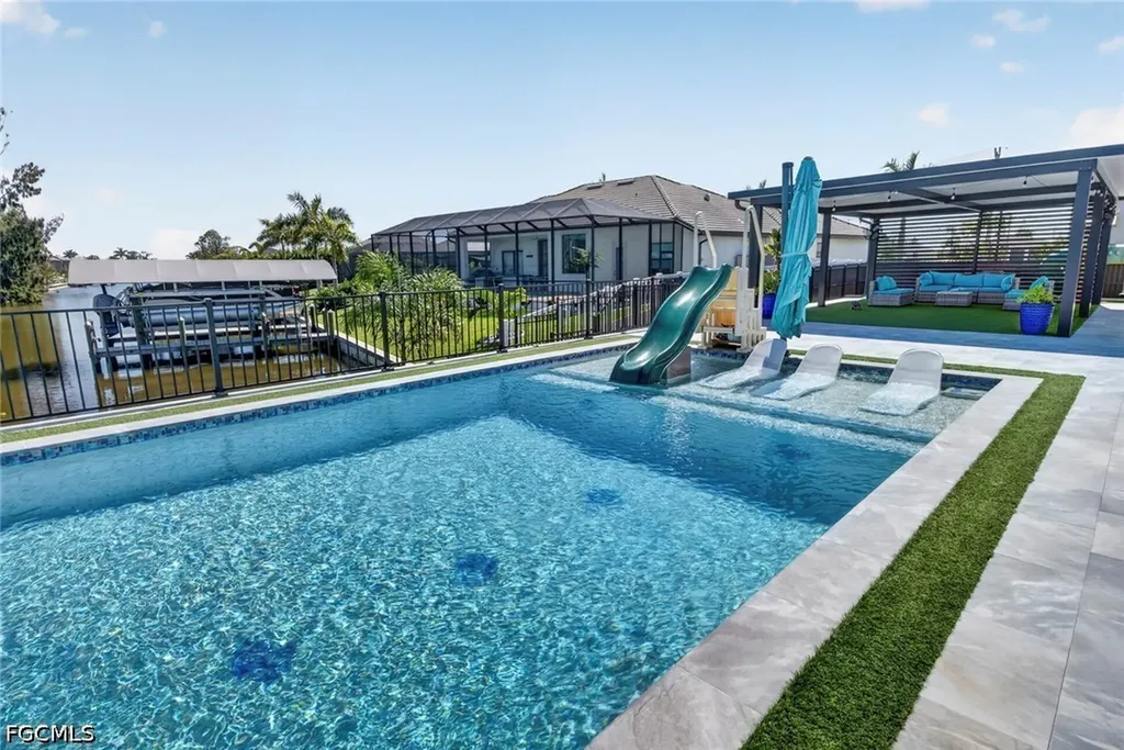 3224 NW 21st Street Cape Coral FL 33993