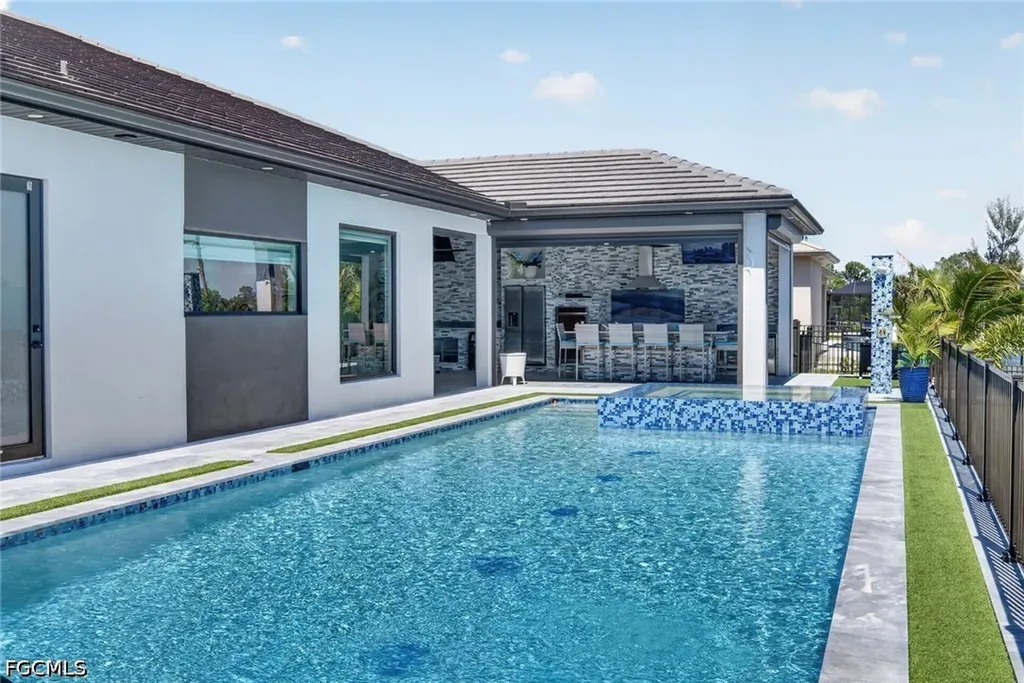 3224 NW 21st Street Cape Coral FL 33993