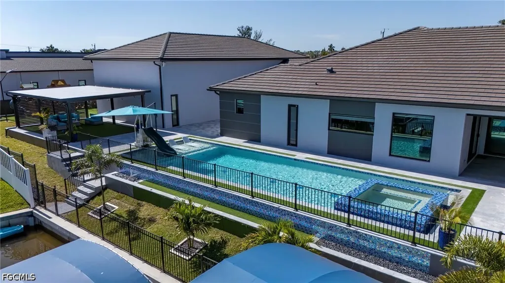 3224 NW 21st Street Cape Coral FL 33993