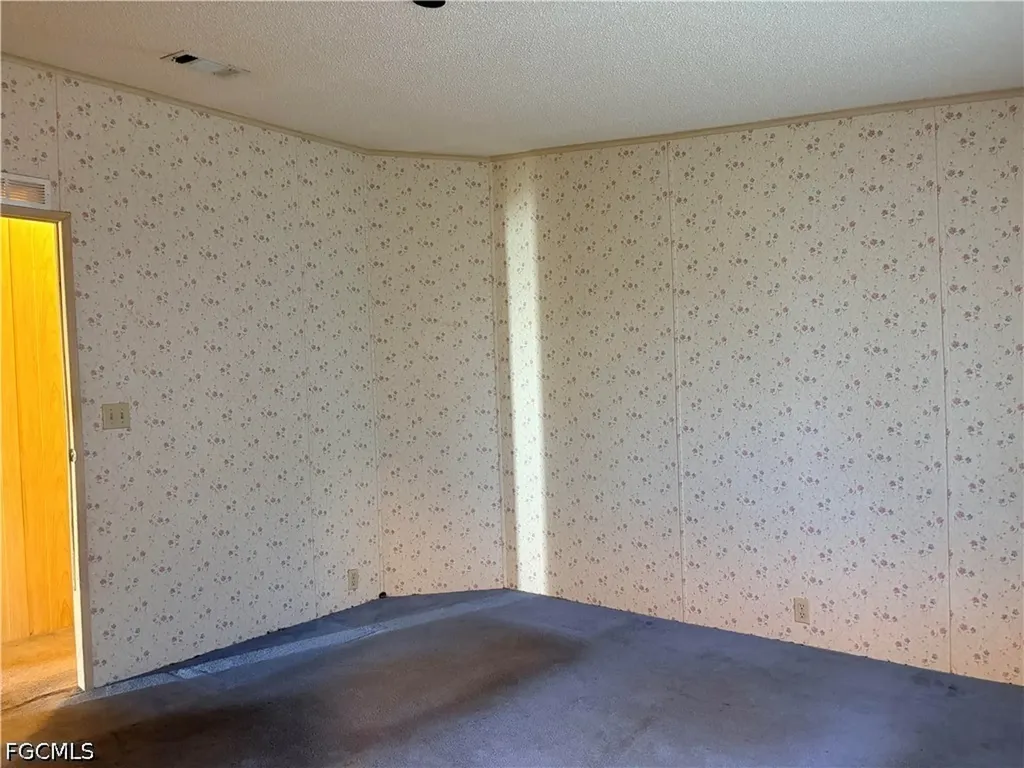3053 Artesian Lane North Fort Myers FL 33917