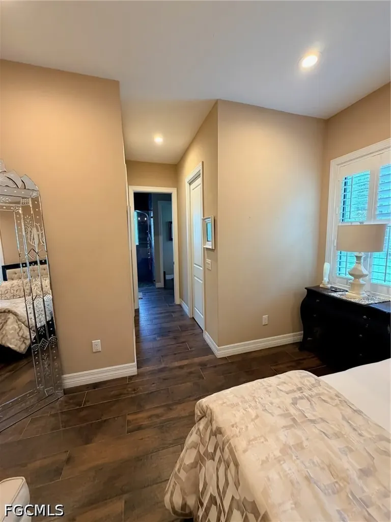 190 2nd Street SE Naples FL 34117