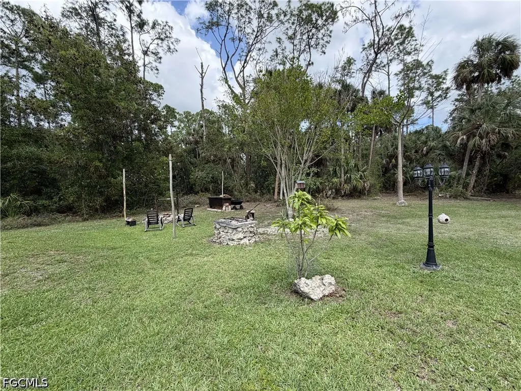 190 2nd Street SE Naples FL 34117