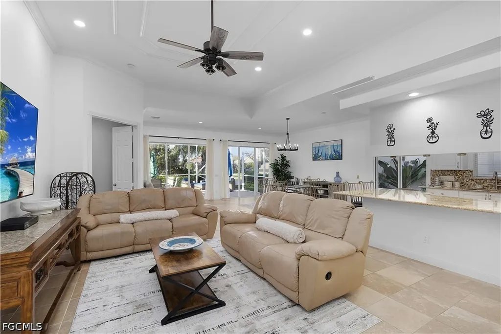 7983 Valentina Court Naples FL 34114