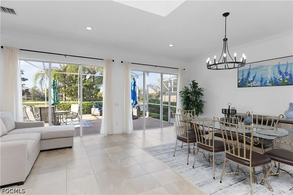 7983 Valentina Court Naples FL 34114