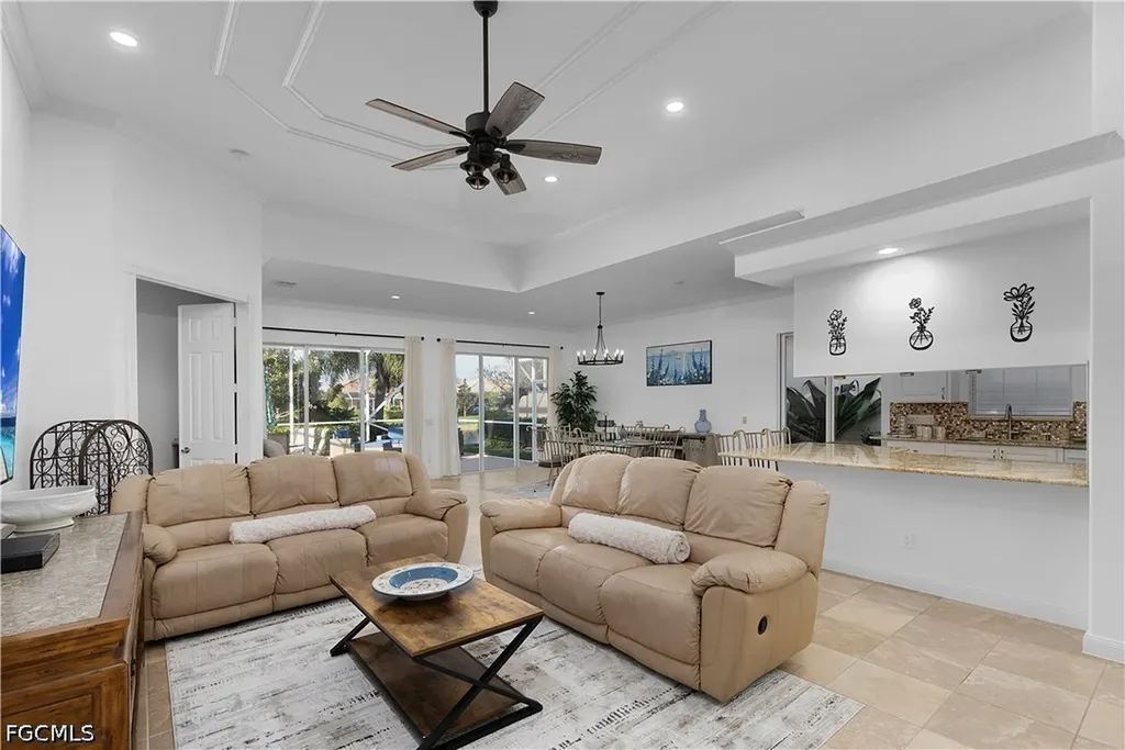 7983 Valentina Court Naples FL 34114