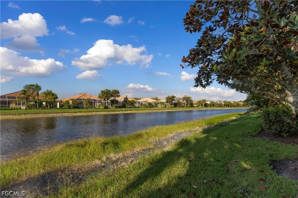 7983 Valentina Court Naples FL 34114