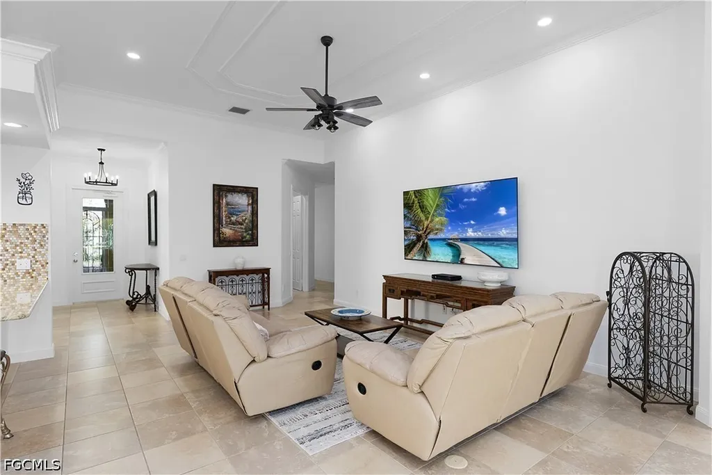 7983 Valentina Court Naples FL 34114