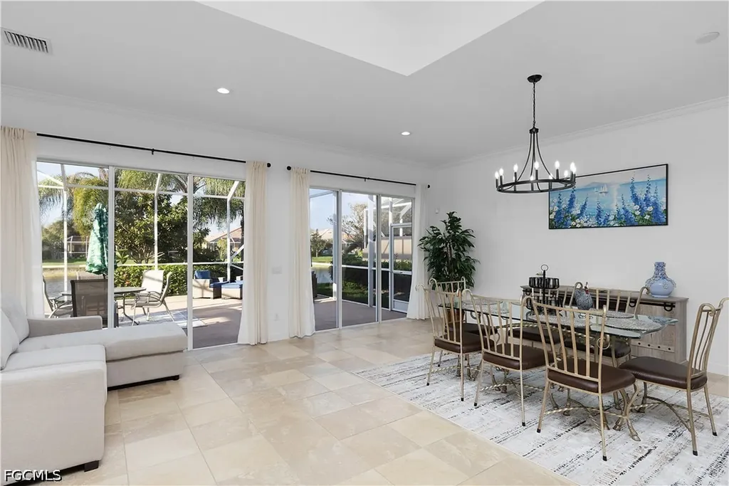 7983 Valentina Court Naples FL 34114
