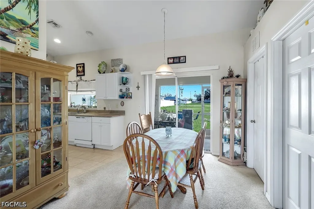 1020 Diplomat Parkway W Cape Coral FL 33993