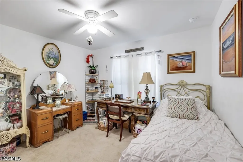 1020 Diplomat Parkway W Cape Coral FL 33993