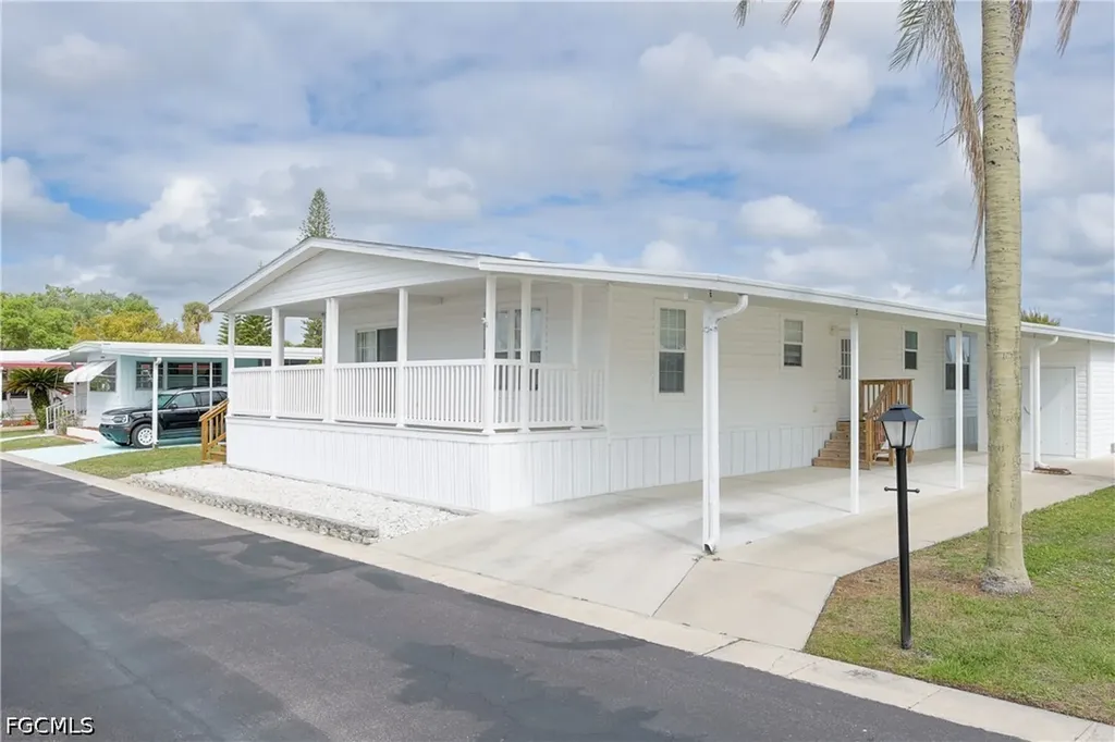 9 Dill Street Alva FL 33920