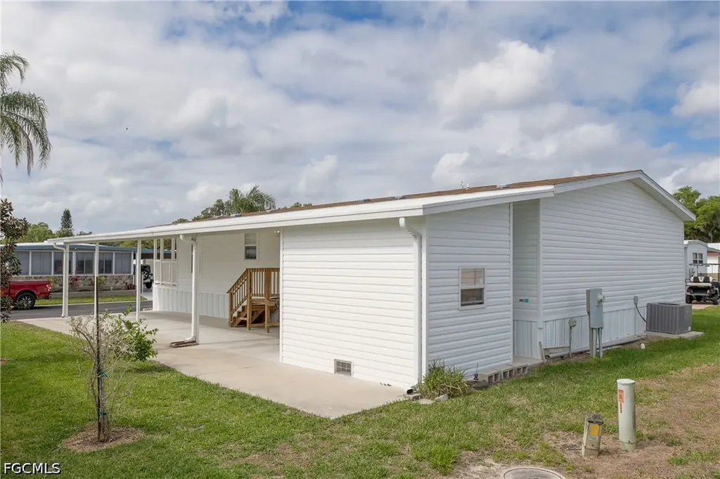 9 Dill Street Alva FL 33920