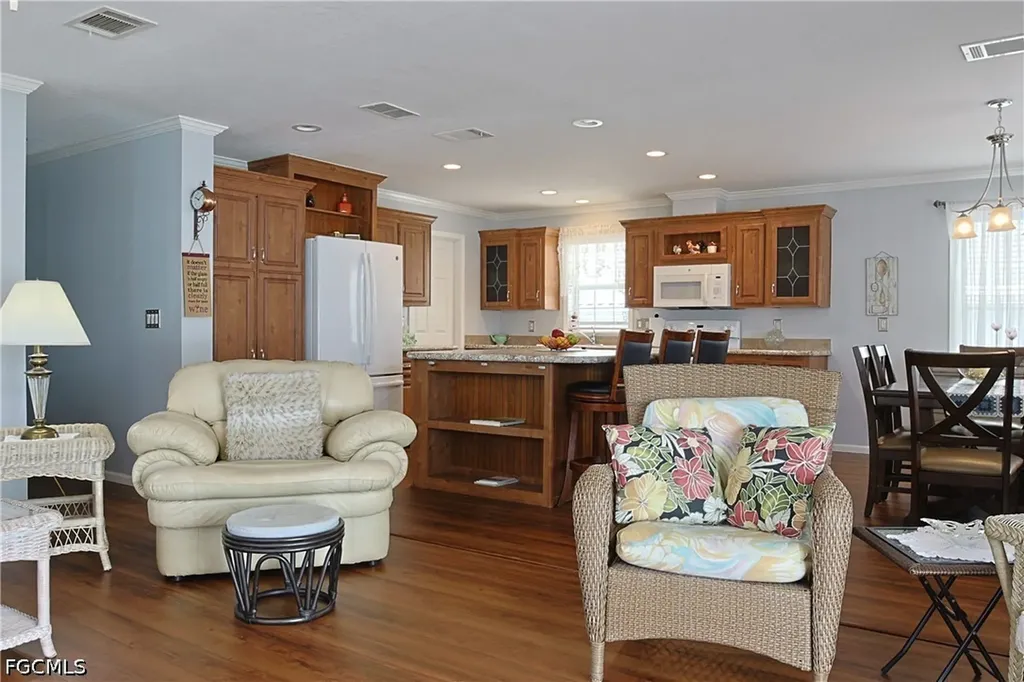 9 Dill Street Alva FL 33920