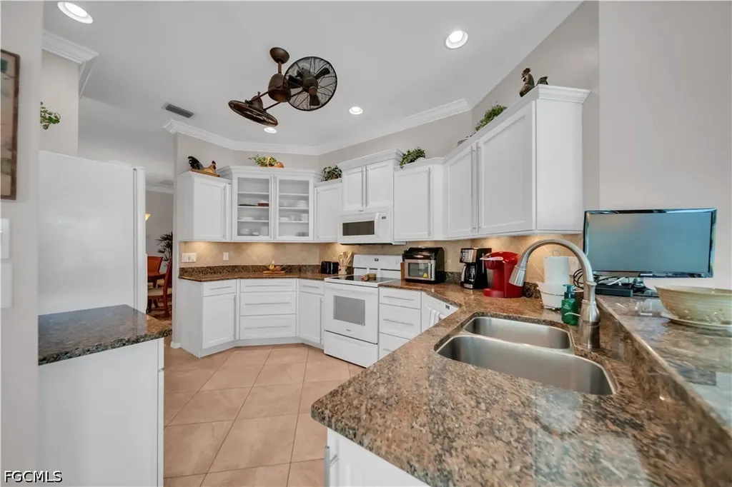 8555 Fairway Bend Drive Estero FL 33967