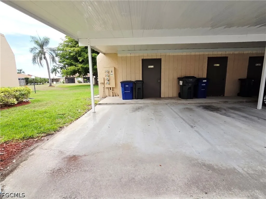 9311 Lennex Lane Fort Myers FL 33919