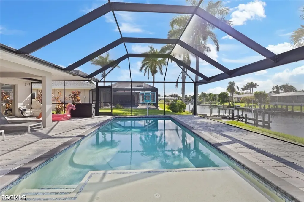 2232 SE 27th Street Cape Coral FL 33904