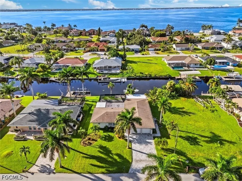 2232 SE 27th Street Cape Coral FL 33904