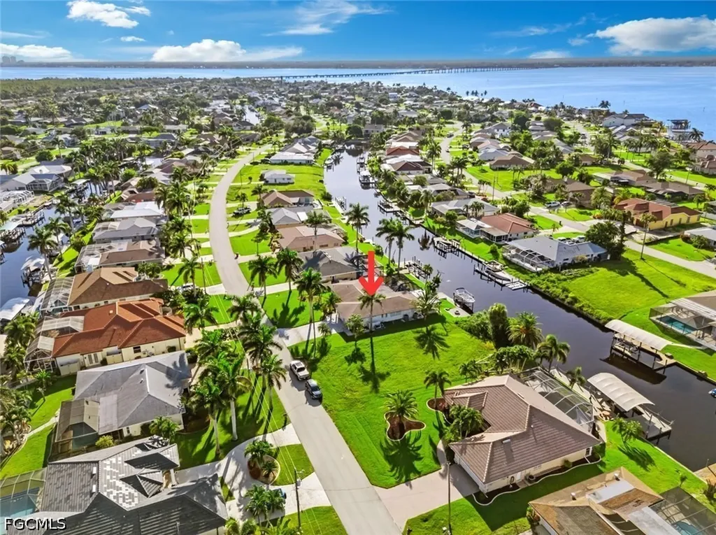 2232 SE 27th Street Cape Coral FL 33904