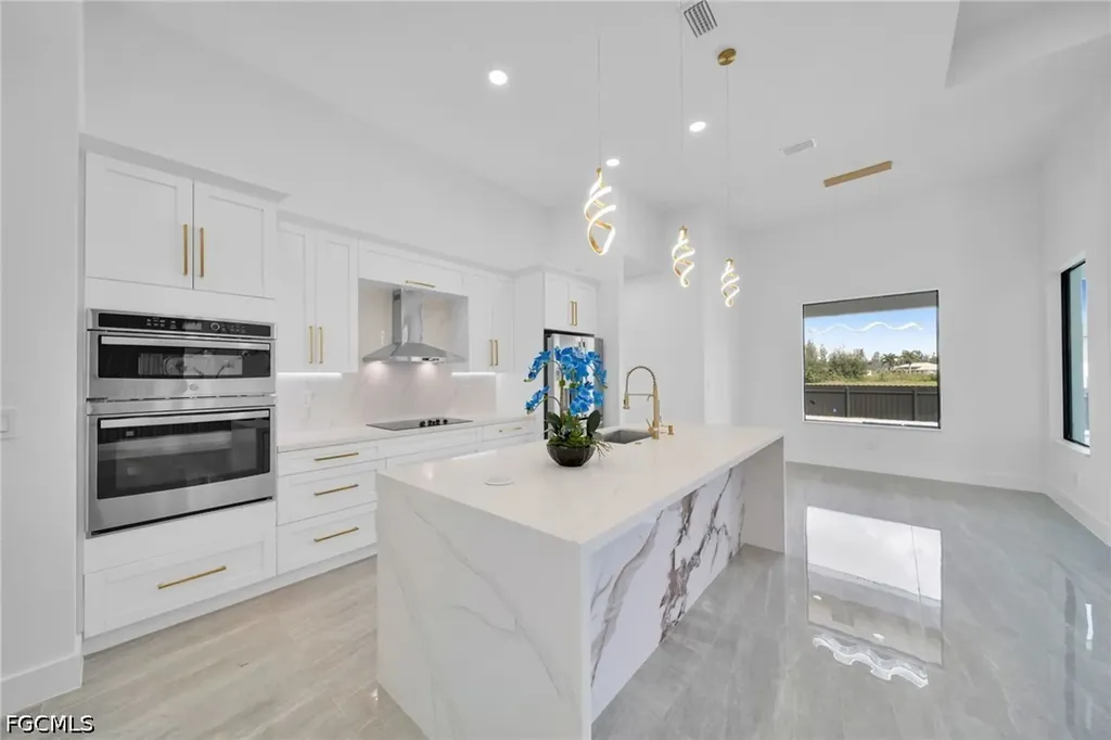 3237 NW 21st Street Cape Coral FL 33993