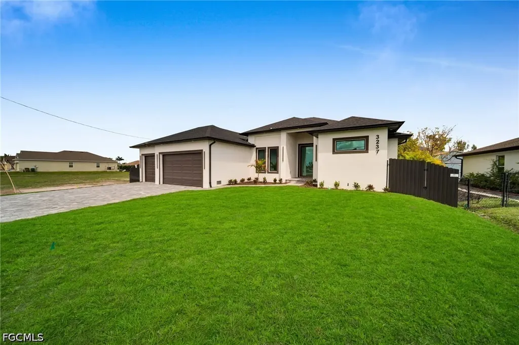 3237 NW 21st Street Cape Coral FL 33993