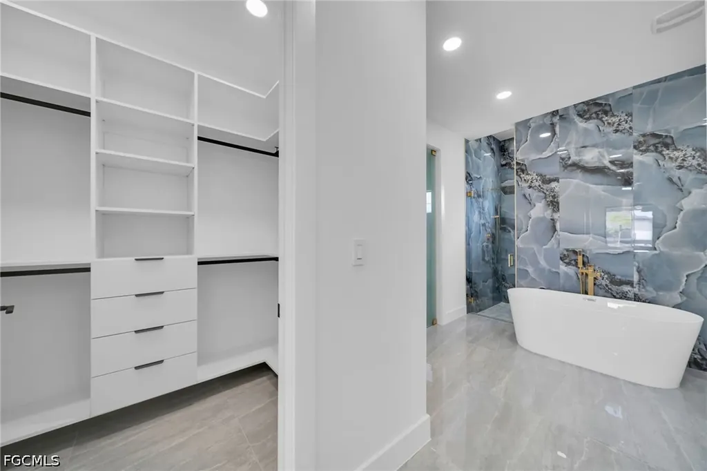 3237 NW 21st Street Cape Coral FL 33993