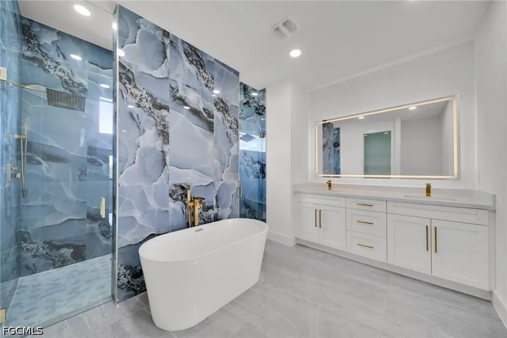 3237 NW 21st Street Cape Coral FL 33993
