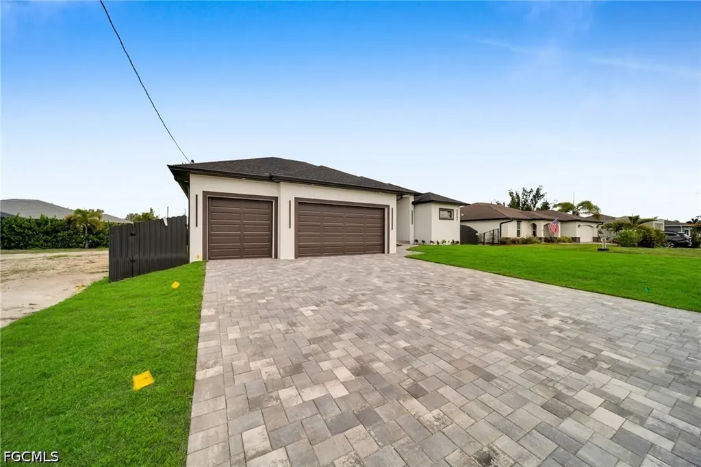 3237 NW 21st Street Cape Coral FL 33993