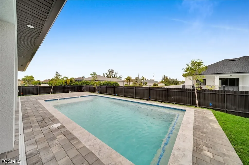 3237 NW 21st Street Cape Coral FL 33993