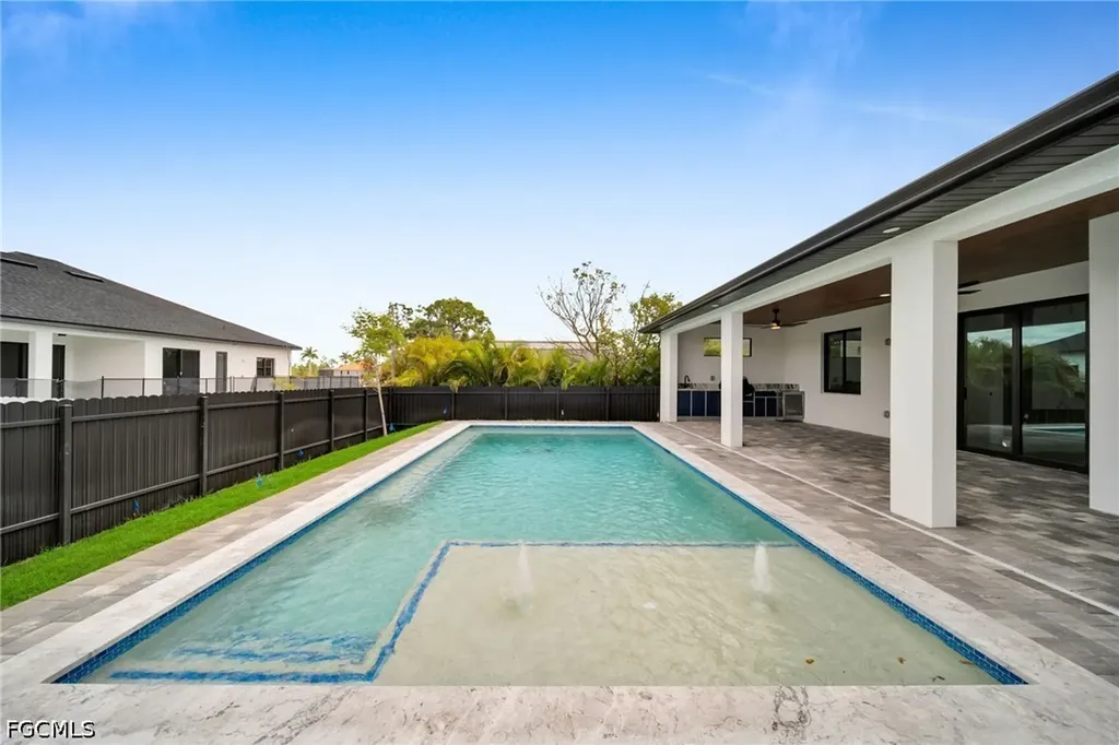 3237 NW 21st Street Cape Coral FL 33993