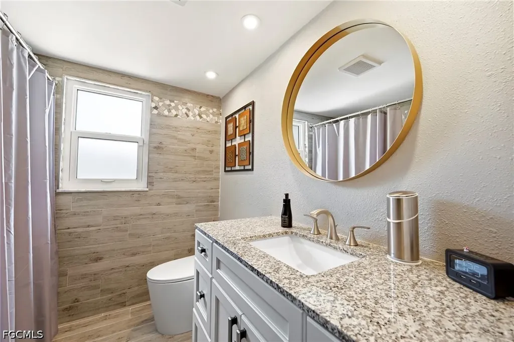 2124 Saint Croix Avenue Fort Myers FL 33905